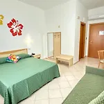 Ibisco 3*